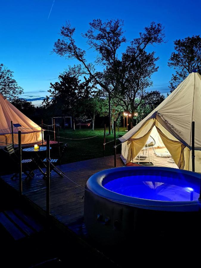 Green Garden Glamping Retezat Bălan Exterior foto