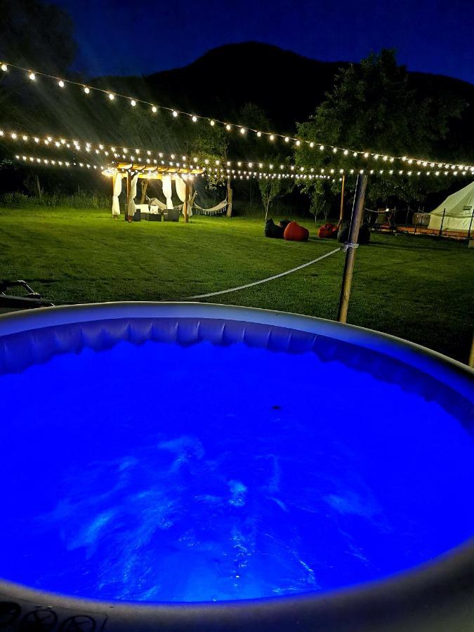 Green Garden Glamping Retezat Bălan Exterior foto